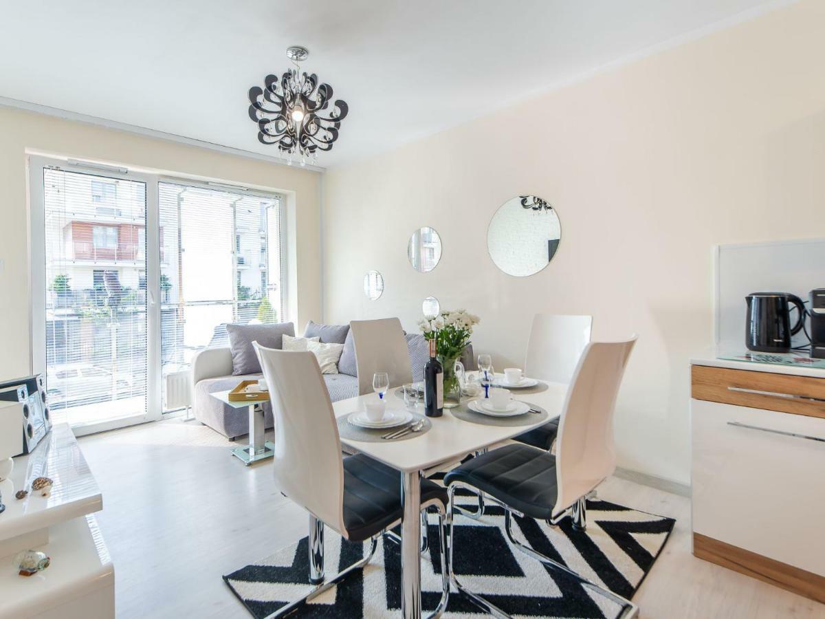 Color Apartments Apartament Black & White Kolberg Exterior foto
